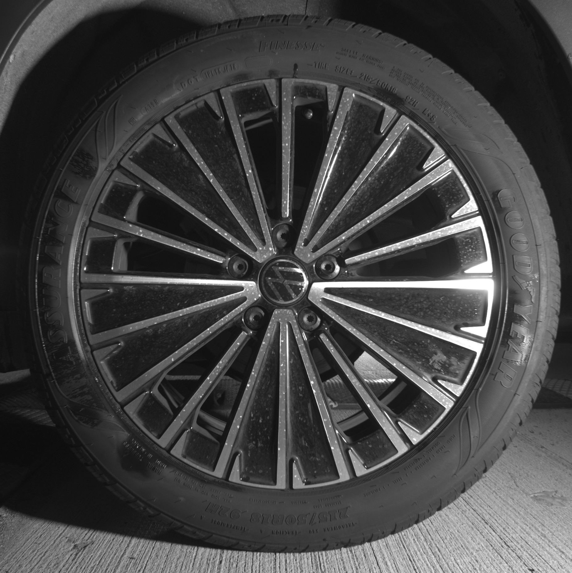 Used 2025 Volkswagen Taos SE image 14