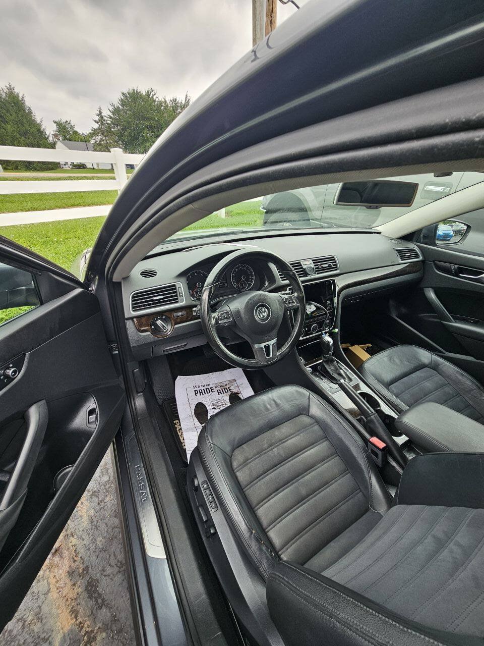 Used 2014 Volkswagen Passat 1.8T SEL Premium FWD image 13