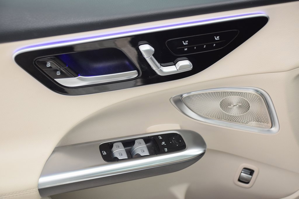 Certified 2023 Mercedes-Benz C 300 Sedan image 21