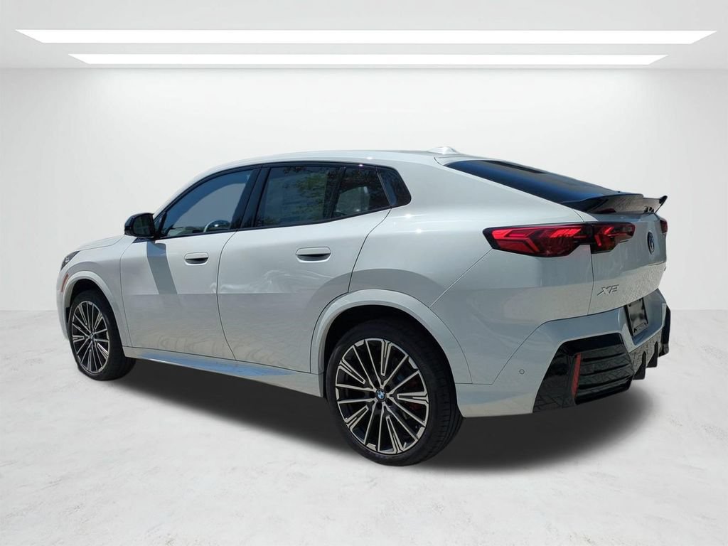 New 2026 BMW X2 xDrive28i w/ Technology Package AWD/4WD image 6