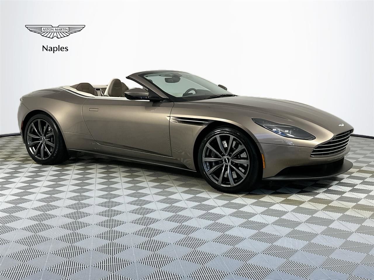 Used 2019 Aston Martin DB11 Volante
