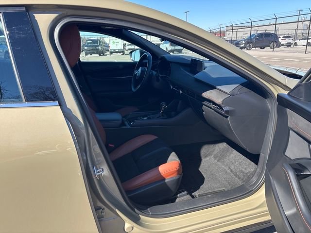 Used 2024 MAZDA MAZDA3 s image 8