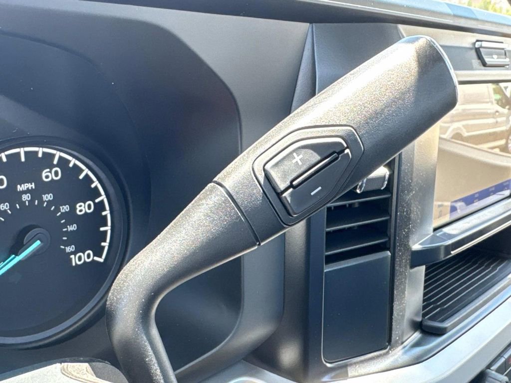 New 2025 Ford F550 2WD Regular Cab Super Duty image 30