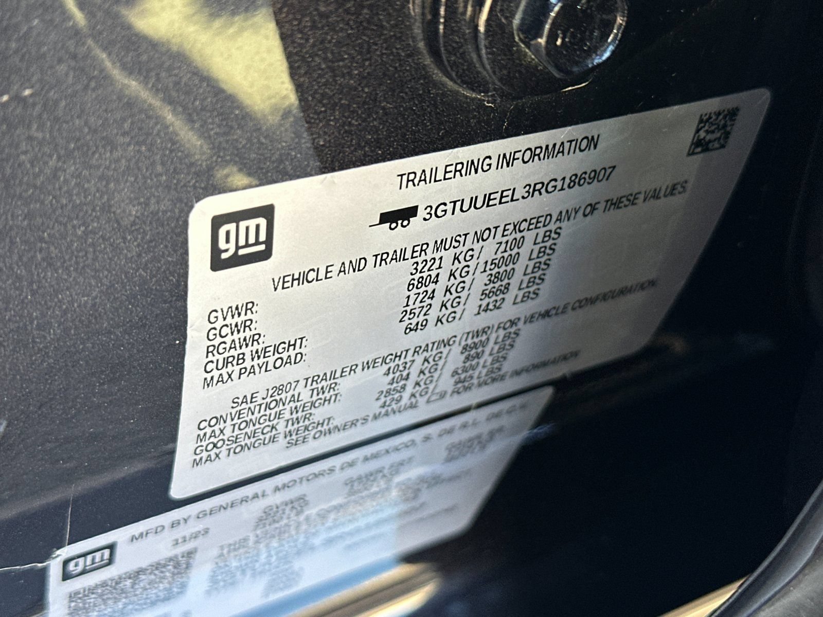 Used 2024 GMC Sierra 1500 AT4 w/ Technology Package AWD/4WD image 26