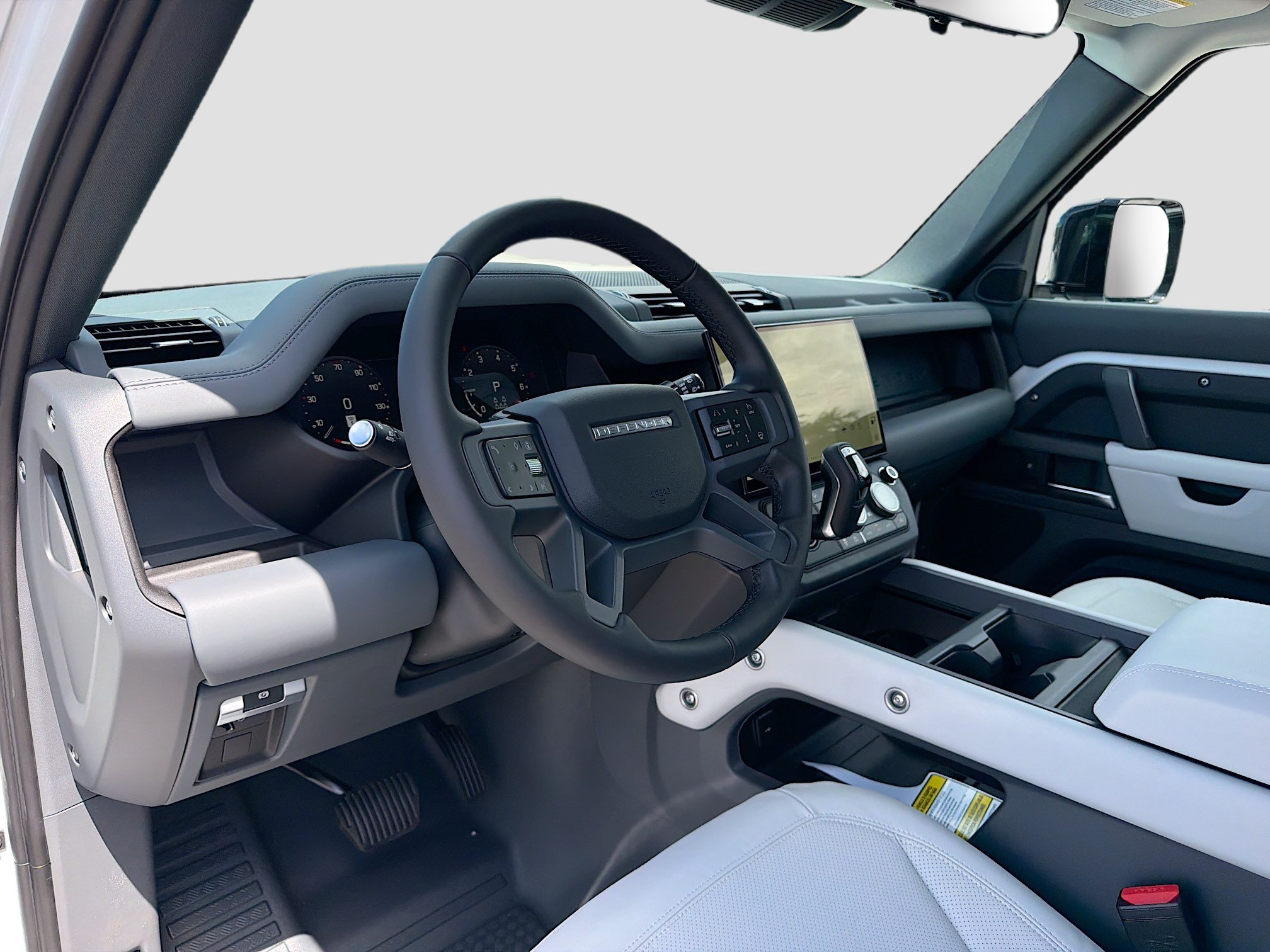 New 2026 Land Rover Defender 130 X-Dynamic SE AWD/4WD image 27