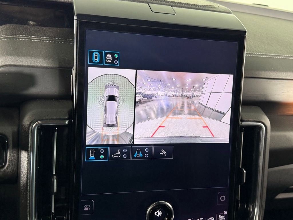 Used 2025 GMC Yukon Denali image 18