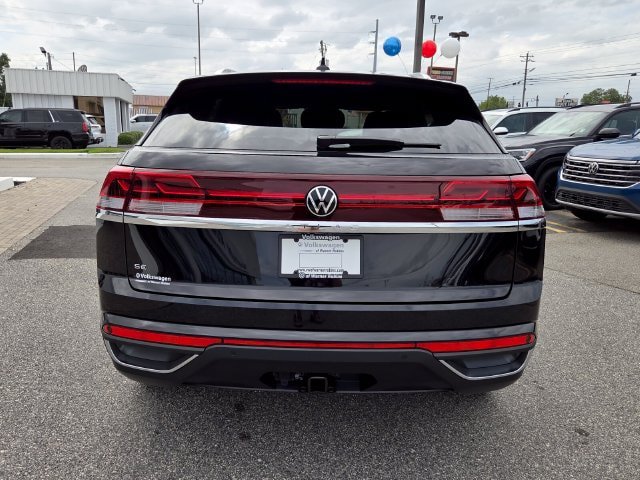 New 2026 Volkswagen Atlas Cross Sport SE FWD image 10