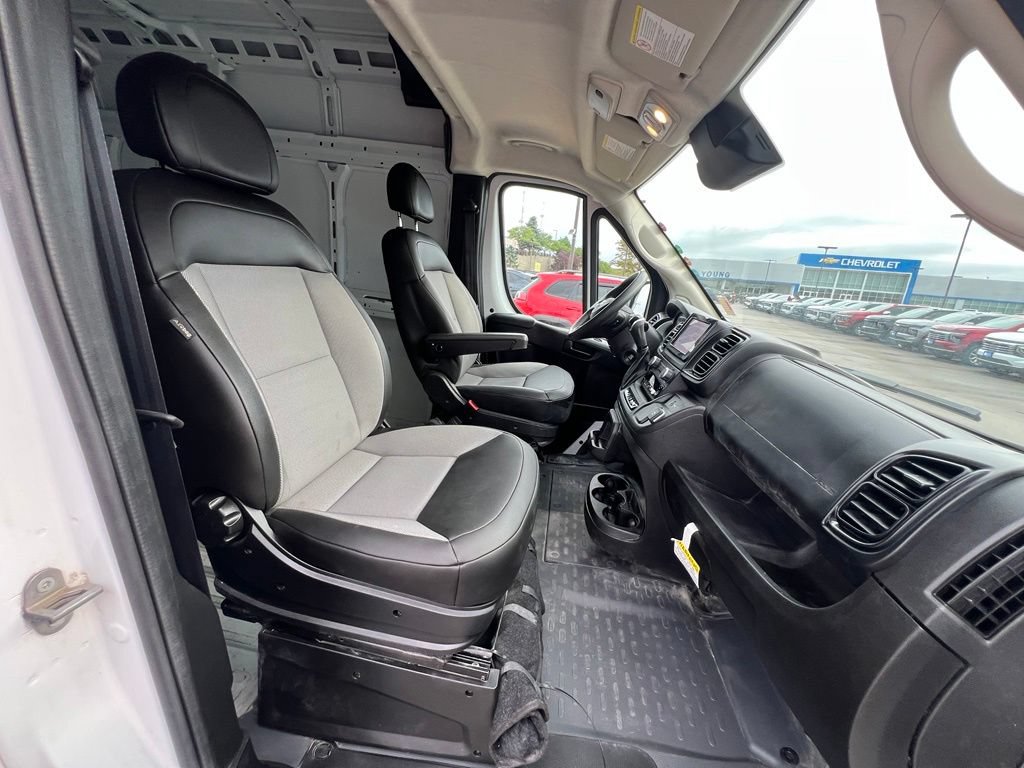 Used 2026 RAM ProMaster 2500 w/ Convenience Group FWD image 24