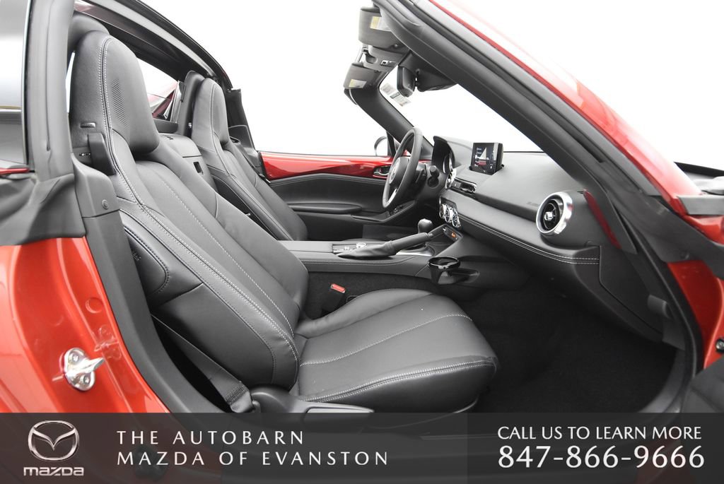 Certified 2025 MAZDA MX-5 Miata RF Grand Touring RWD image 25