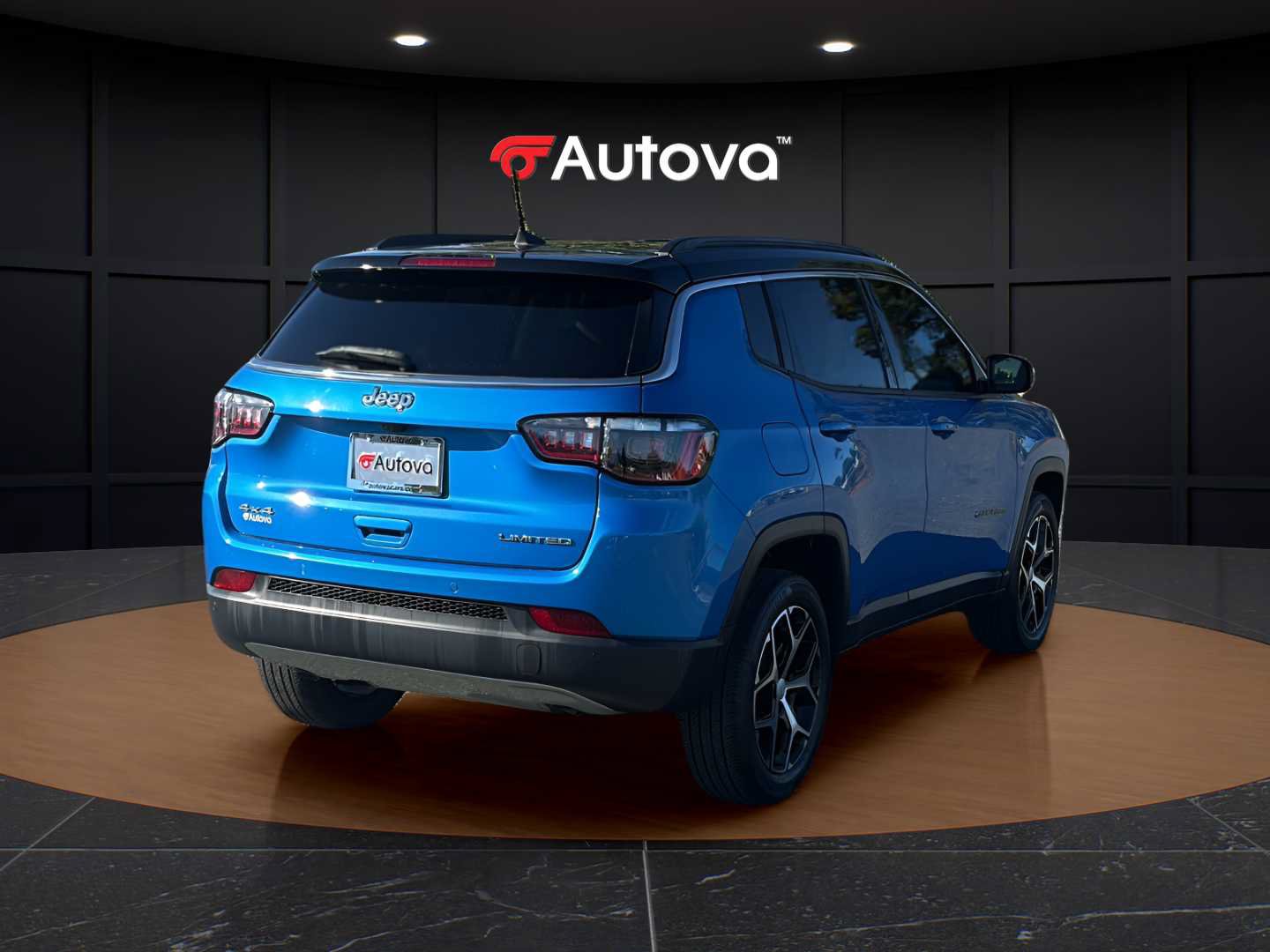 Used 2024 Jeep Compass Limited AWD/4WD image 5