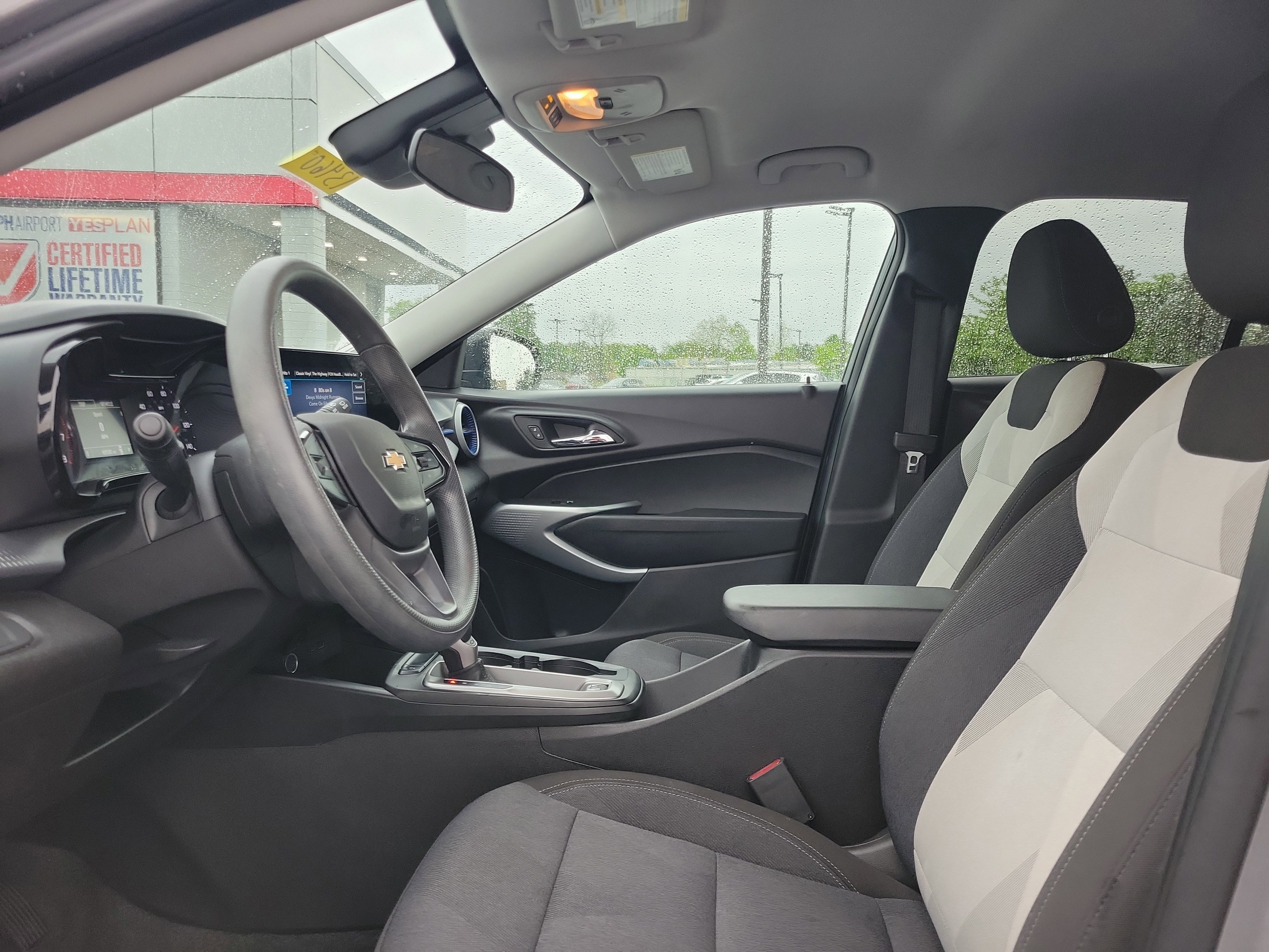 Used 2024 Chevrolet Trax LS w/ Driver Confidence Package FWD image 15