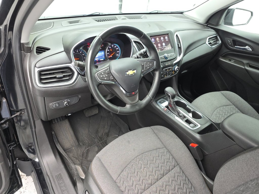 Used 2024 Chevrolet Equinox LT w/ LPO, Floor Liner Package AWD/4WD image 16