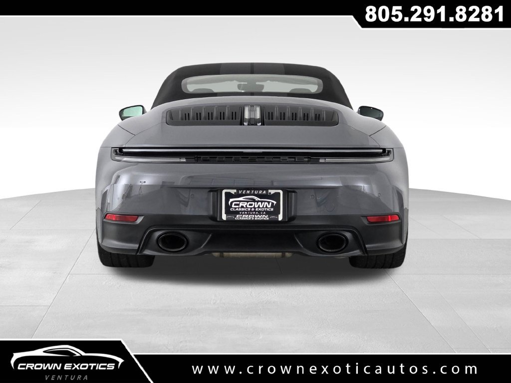 Used 2025 Porsche 911 Carrera w/ Premium Package RWD image 12