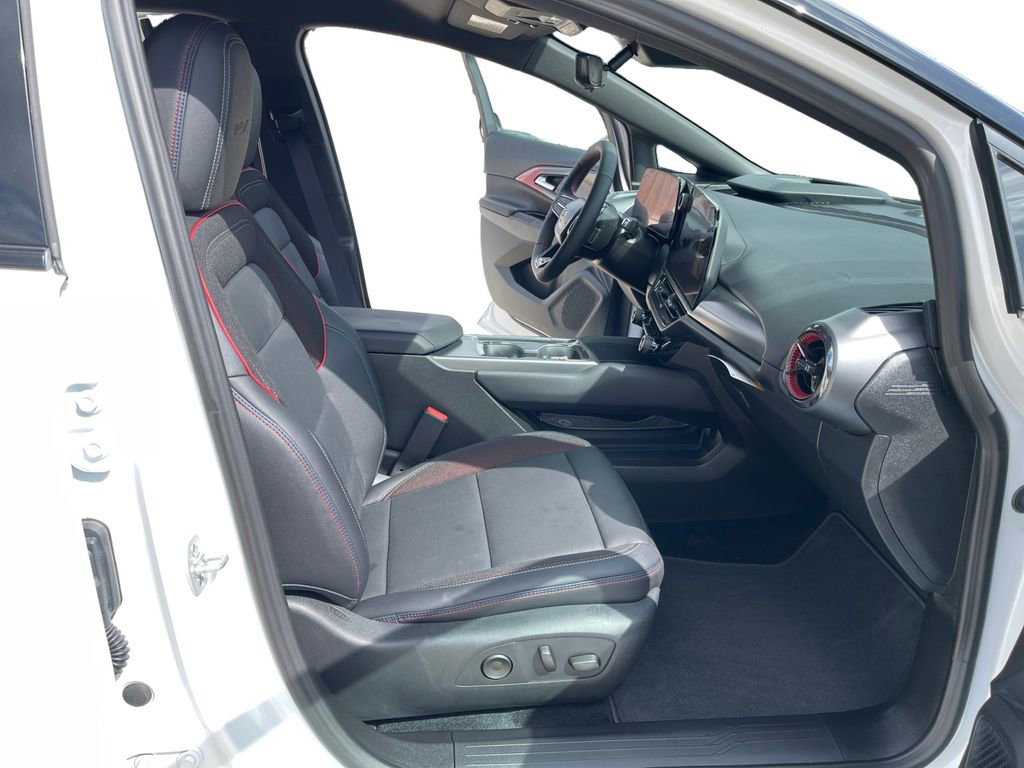 New 2025 Chevrolet Equinox EV RS w/ Convenience Package II image 15