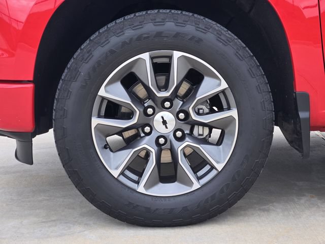 Used 2023 Chevrolet Silverado 1500 RST AWD/4WD image 11