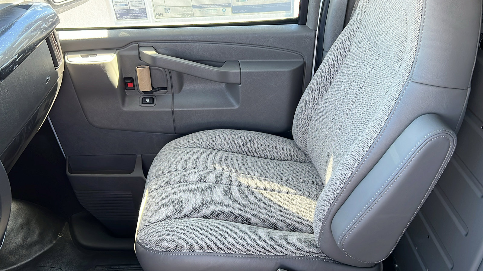 New 2024 Chevrolet Express 2500 Extended w/ Driver Convenience Package image 19