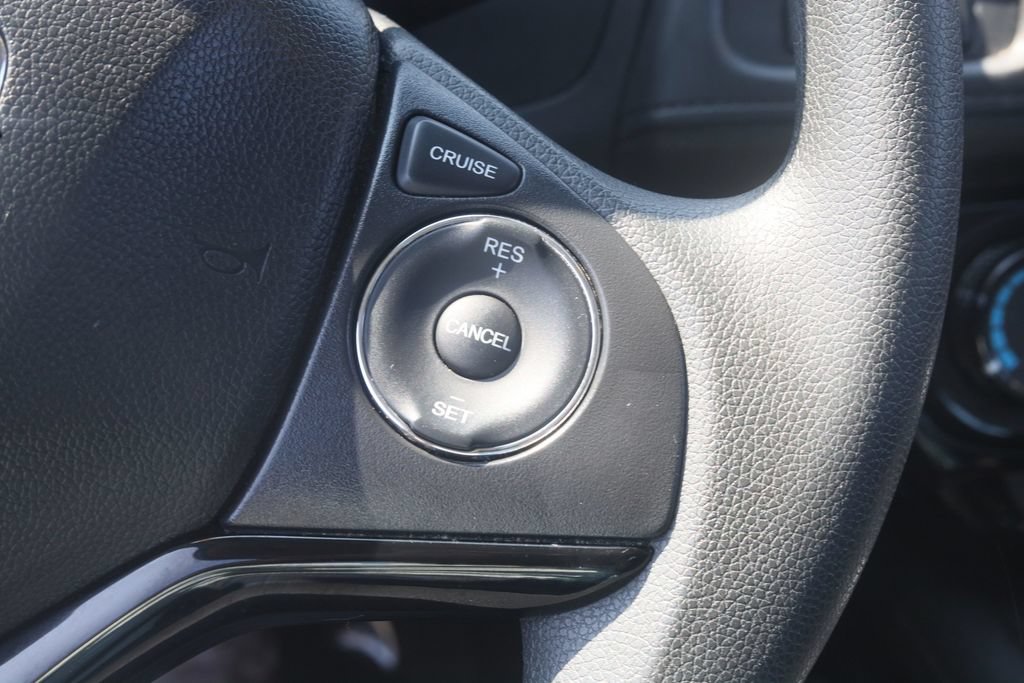 Used 2021 Honda HR-V LX image 6