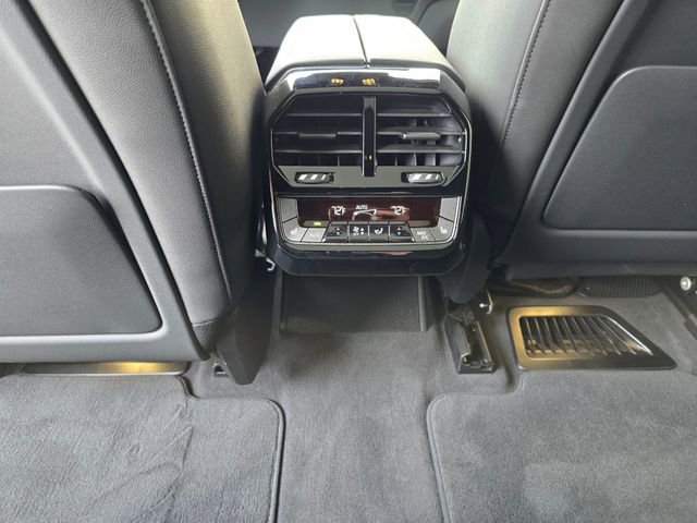 Used 2024 BMW iX M60 image 38