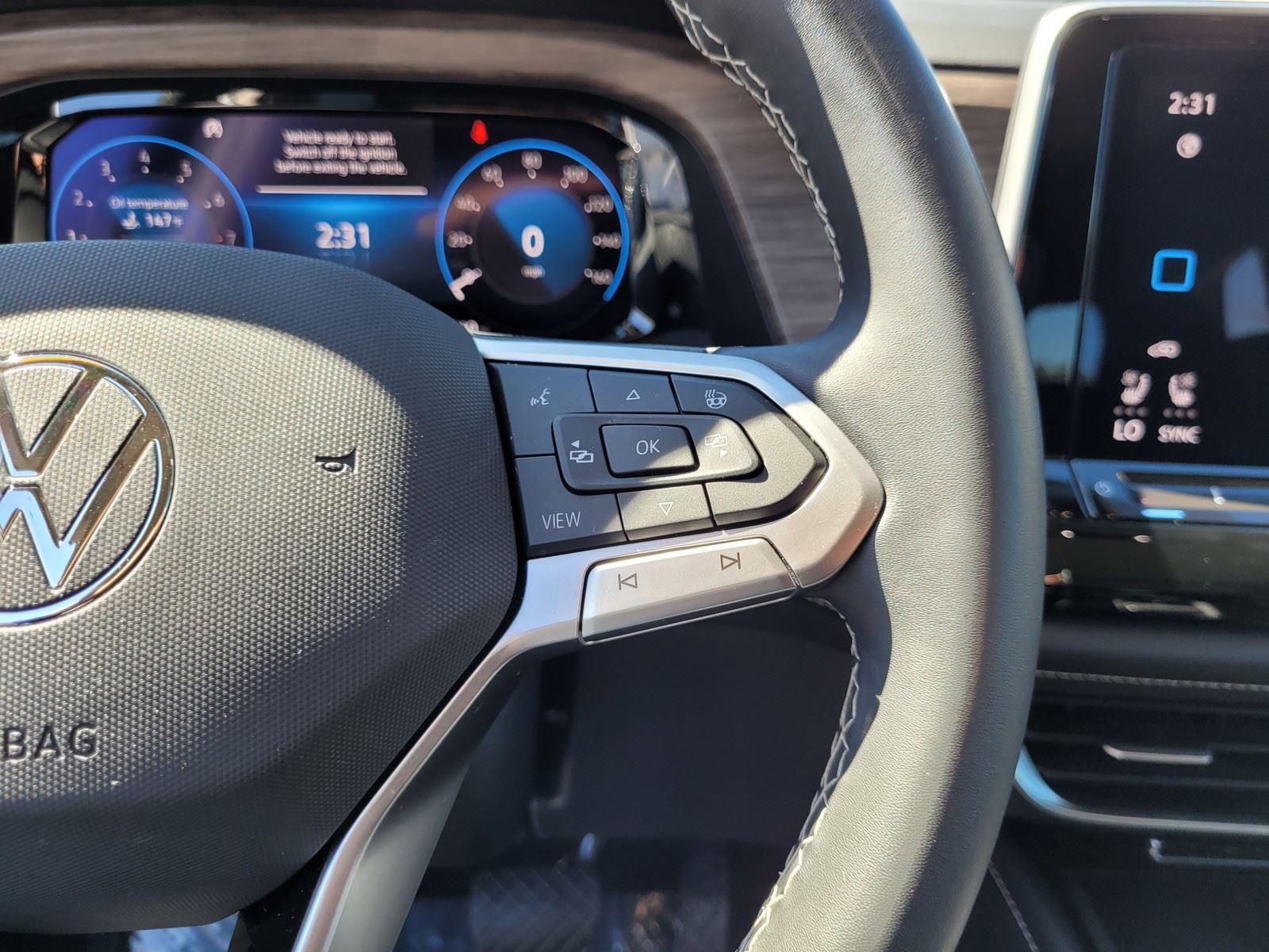 Certified 2024 Volkswagen Atlas SEL image 32