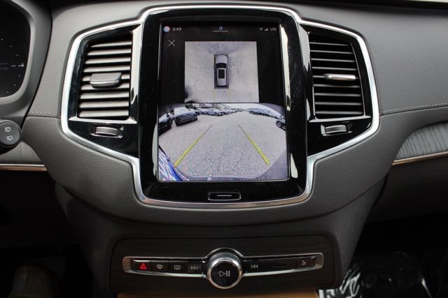 Certified 2025 Volvo XC90 T8 Ultra w/ Protection Package Premier AWD/4WD image 36