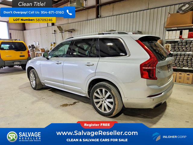 Used 2016 Volvo XC90 T6 Momentum w/ Momentum Plus Package AWD/4WD image 3