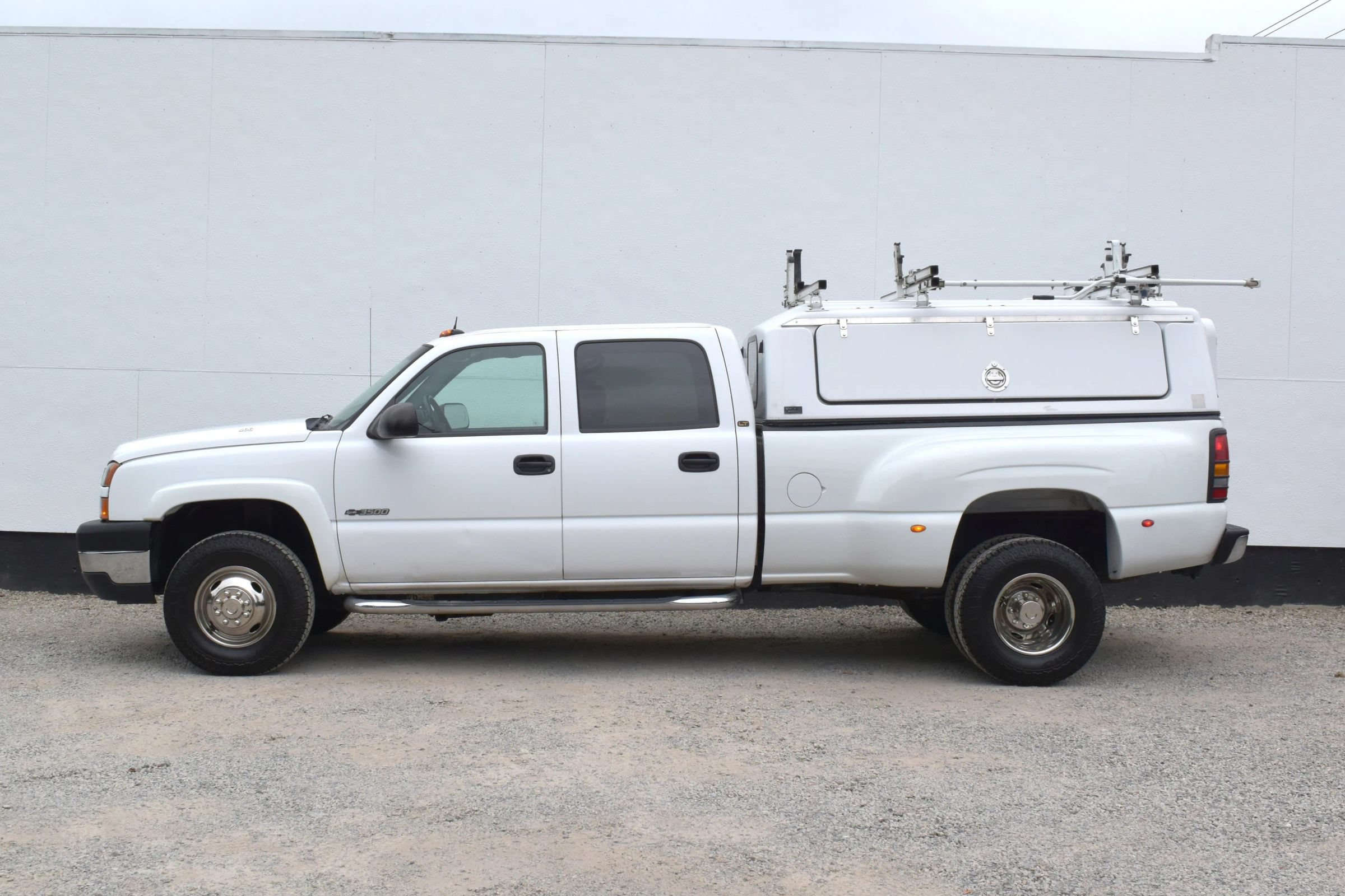 Used 2005 Chevrolet Silverado 3500 LT w/ Skid Plate Package AWD/4WD image 9