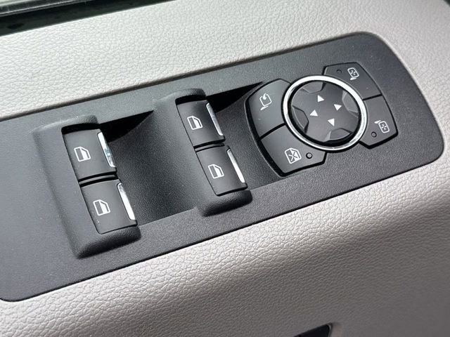 Used 2015 Ford F150 Lariat image 22