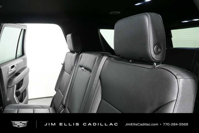 Used 2025 Chevrolet Tahoe LT RWD image 18