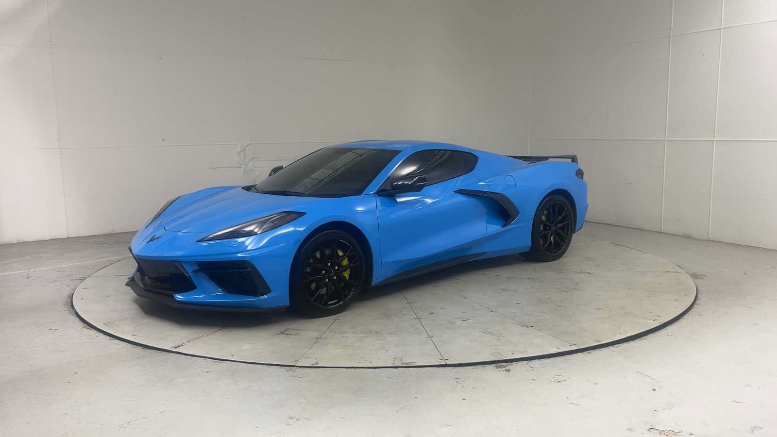 Used 2023 Chevrolet Corvette Stingray Preferred Cpe w/ Z51 Performance Package RWD image 6