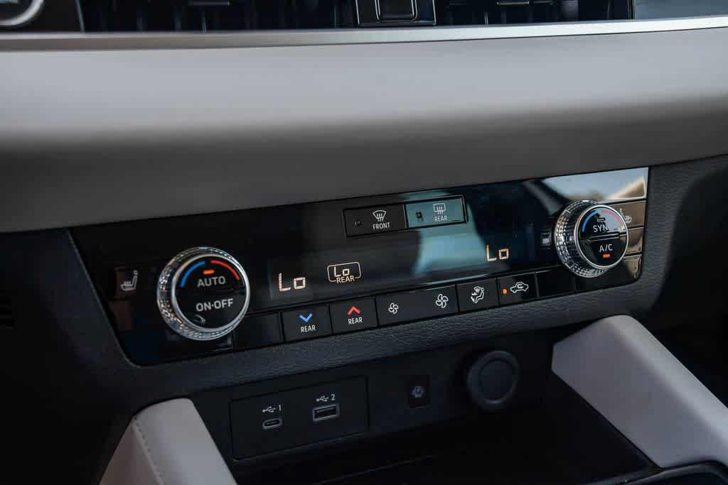 Used 2022 Mitsubishi Outlander SEL FWD image 22