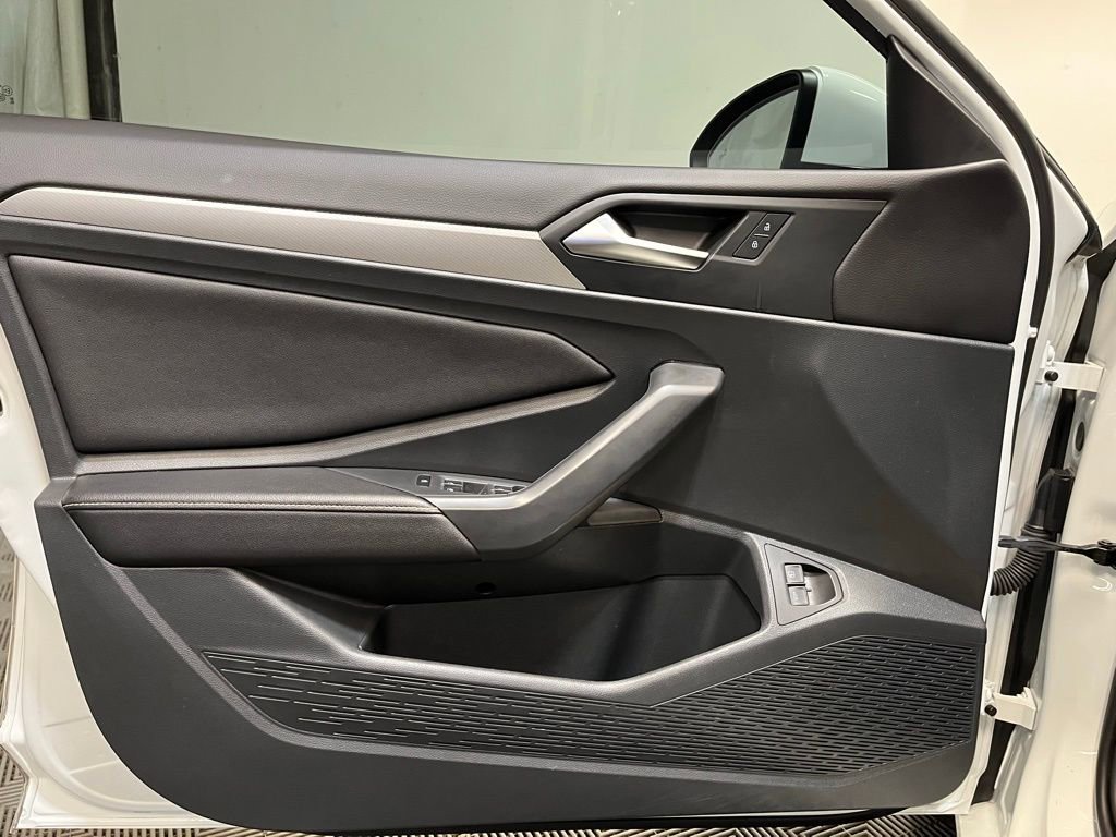 Used 2023 Volkswagen Jetta S image 13