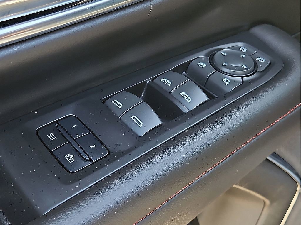 Used 2024 Chevrolet Tahoe RST w/ Luxury Package AWD/4WD image 19