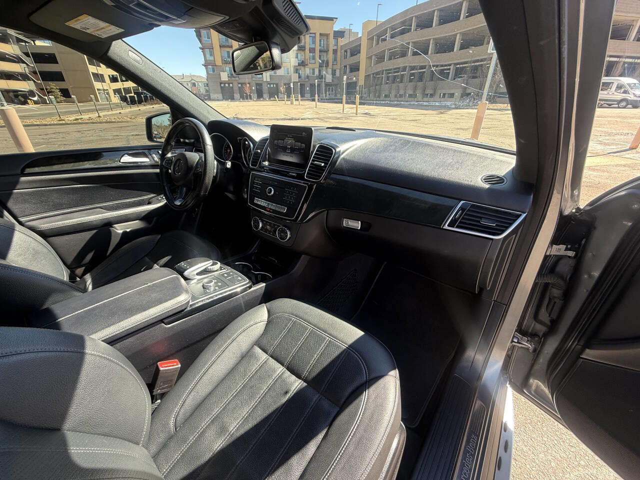 Used 2019 Mercedes-Benz GLE 400 GLE 400 4MATIC AWD 4dr SUV w/ Premium 1 Package image 20