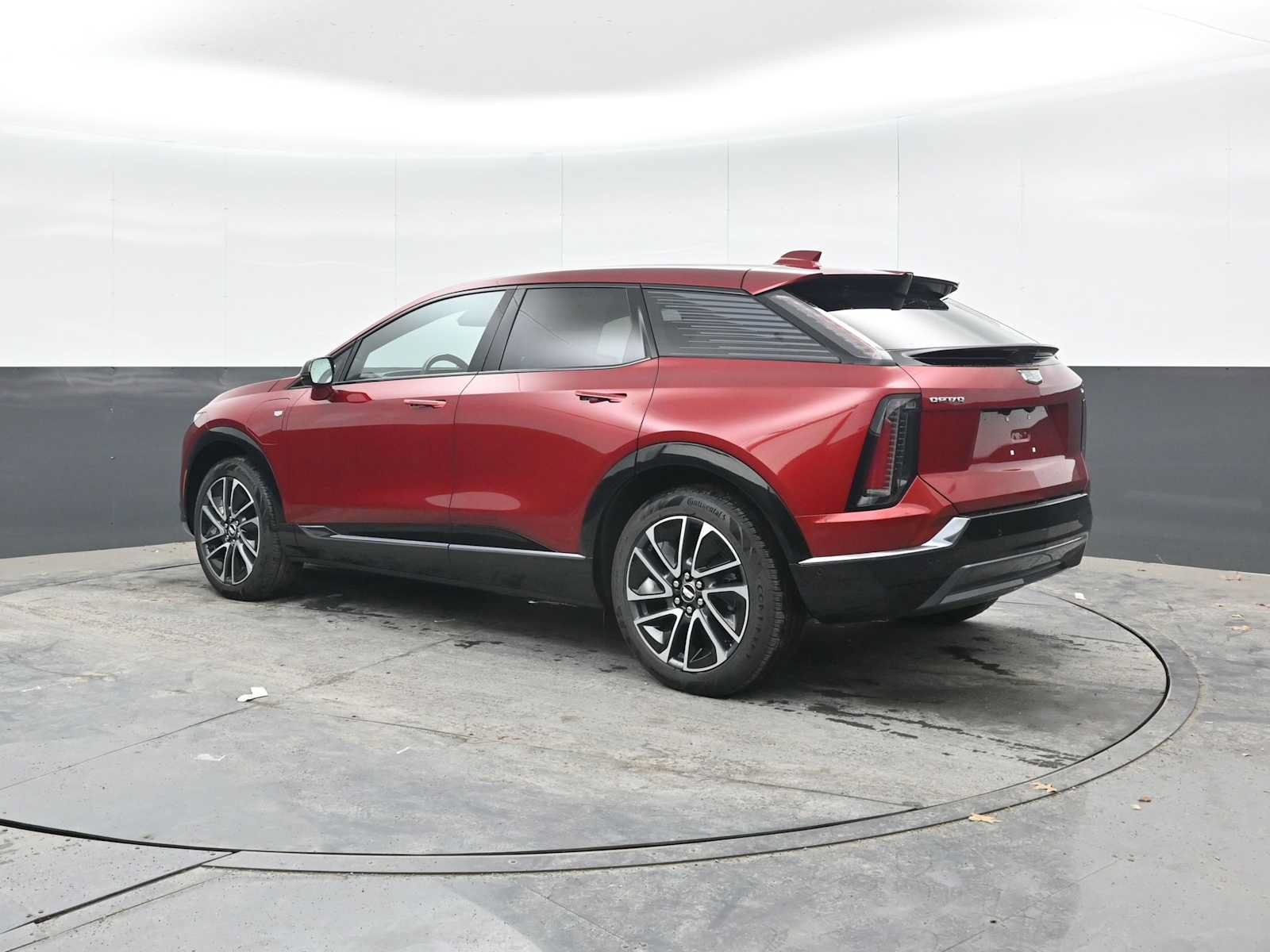 New 2027 Cadillac Optiq Sport AWD/4WD image 2