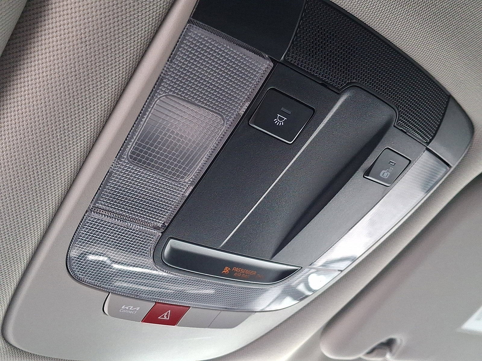 Used 2025 Kia Sportage EX image 26