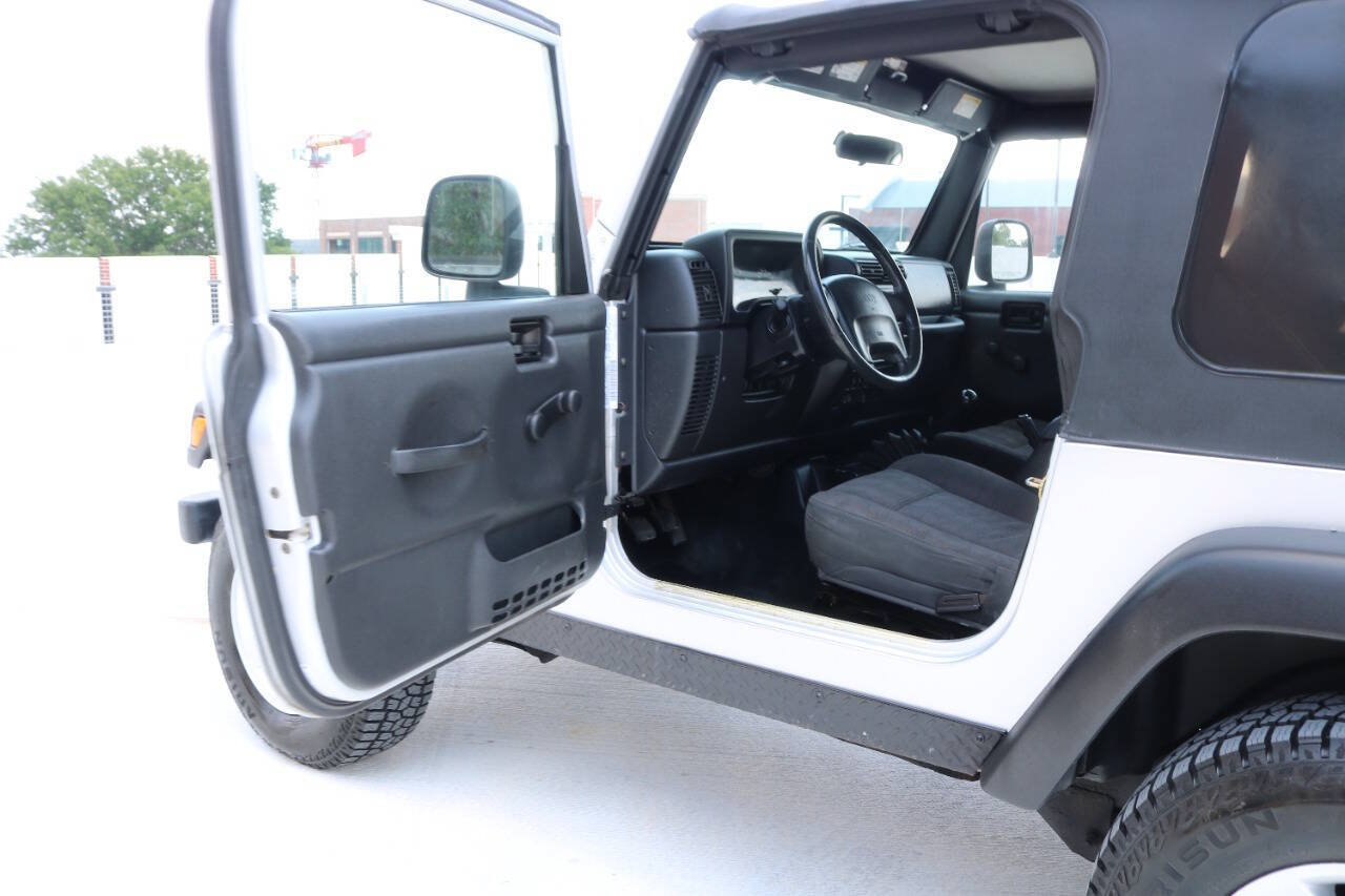 Used 2003 Jeep Wrangler Rubicon AWD/4WD image 77