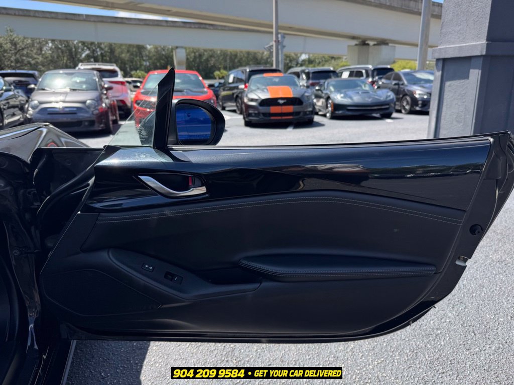 Used 2021 MAZDA MX-5 Miata RF Grand Touring RWD image 30