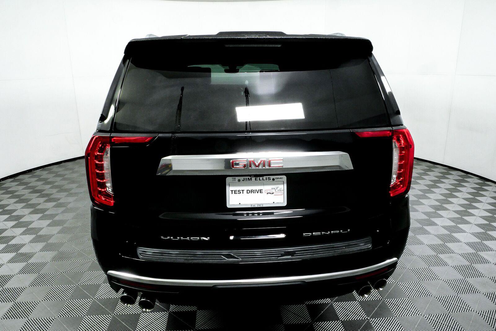 Used 2022 GMC Yukon XL Denali w/ Denali Ultimate Package AWD/4WD image 29