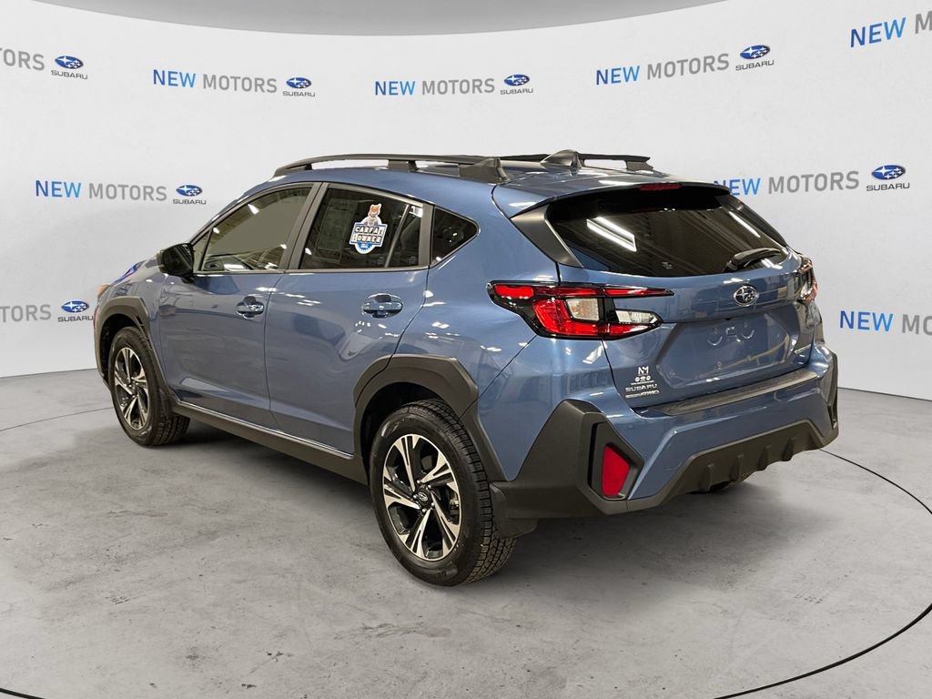Used 2024 Subaru Crosstrek 2.0i Premium AWD/4WD image 3