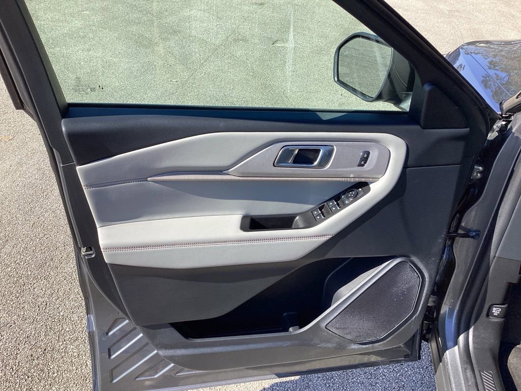 New 2026 Ford Explorer Active w/ Active Comfort Package image 25