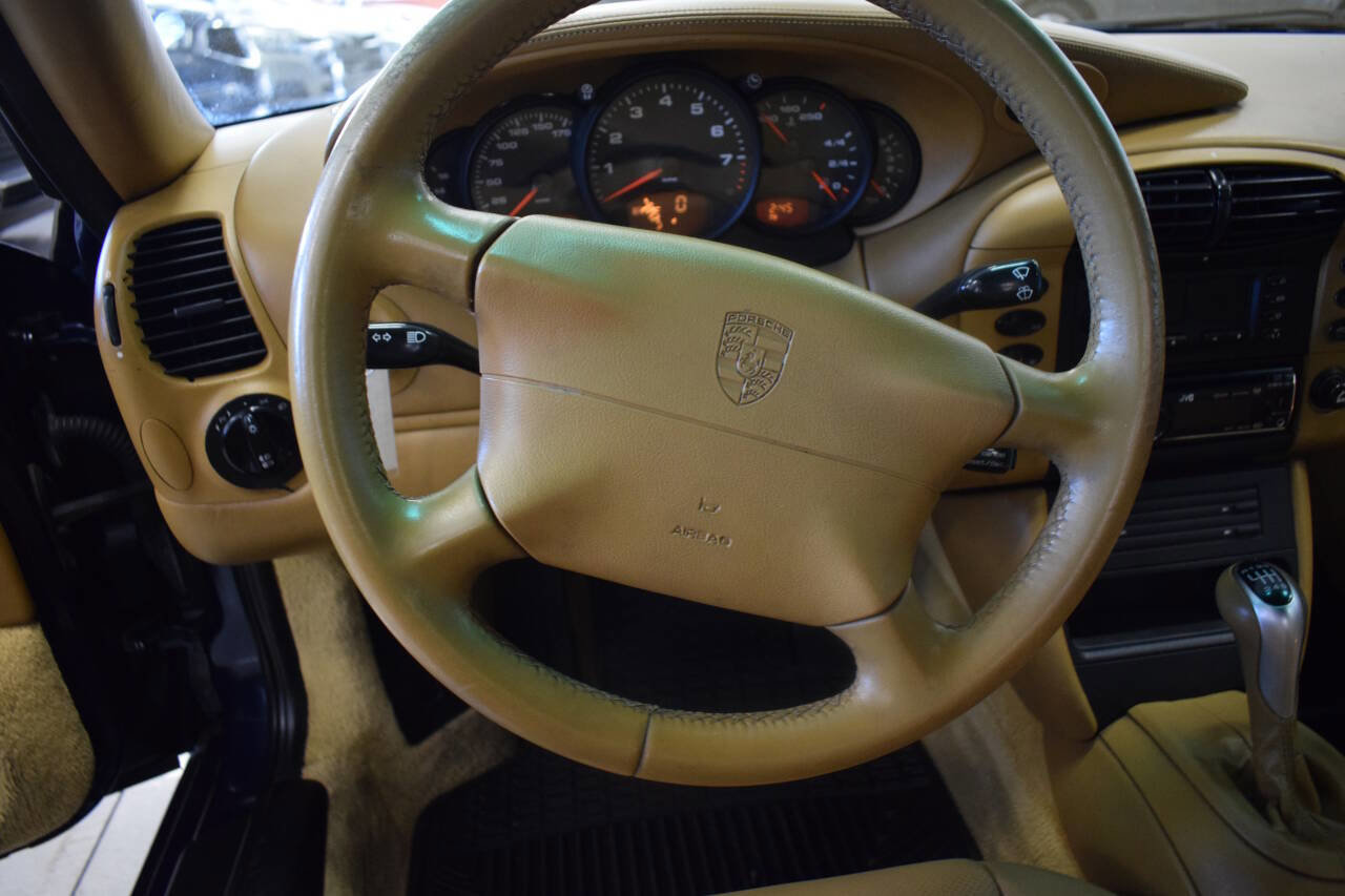 Used 2000 Porsche 911 Carrera image 24