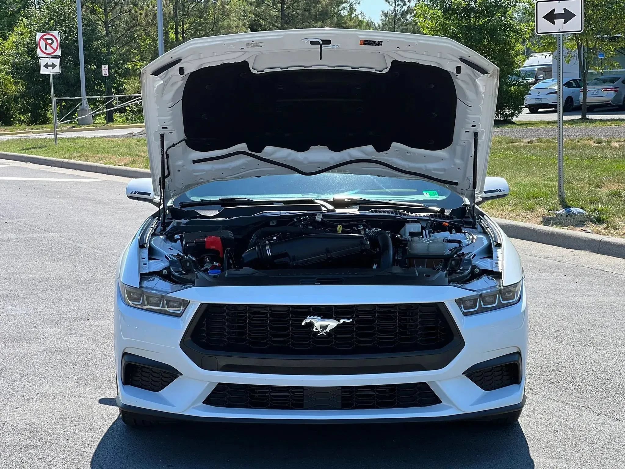 Used 2024 Ford Mustang Coupe RWD image 40