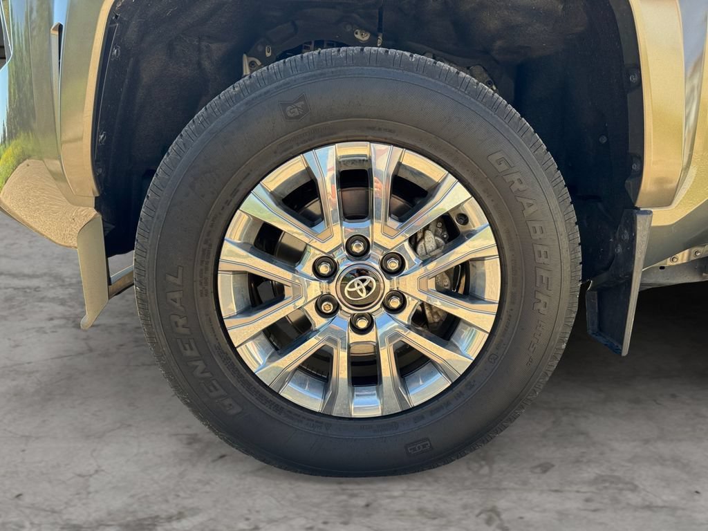 Certified 2024 Toyota Tacoma Limited w/ Limited Package (LT) AWD/4WD image 9