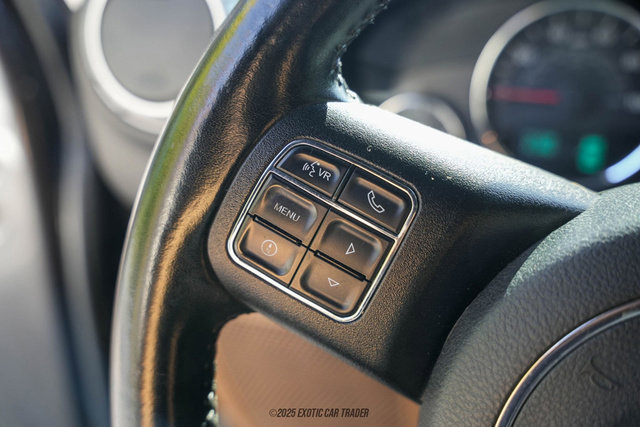 Used 2016 Jeep Wrangler Unlimited Rubicon w/ Connectivity Group image 38