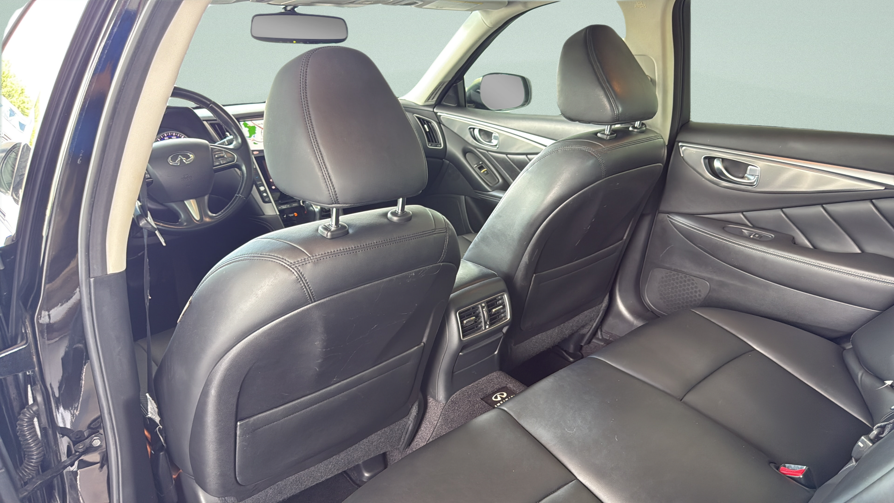 Used 2015 INFINITI Q50 Premium w/ Navigation Package RWD image 19
