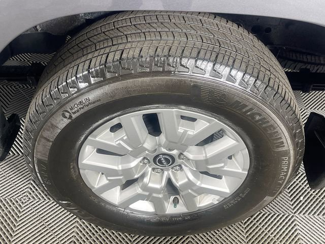 Used 2024 Nissan Frontier SV w/ SV Convenience Package RWD image 30