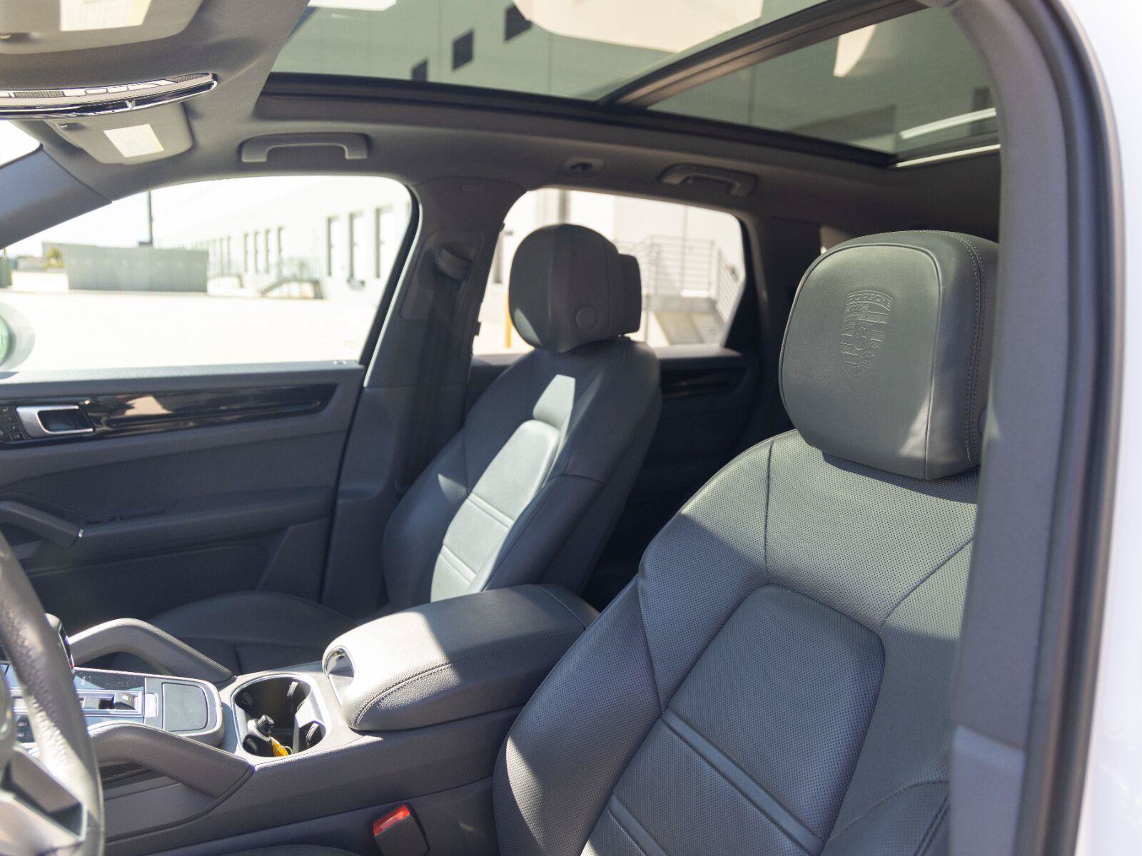Used 2020 Porsche Cayenne AWD/4WD image 21