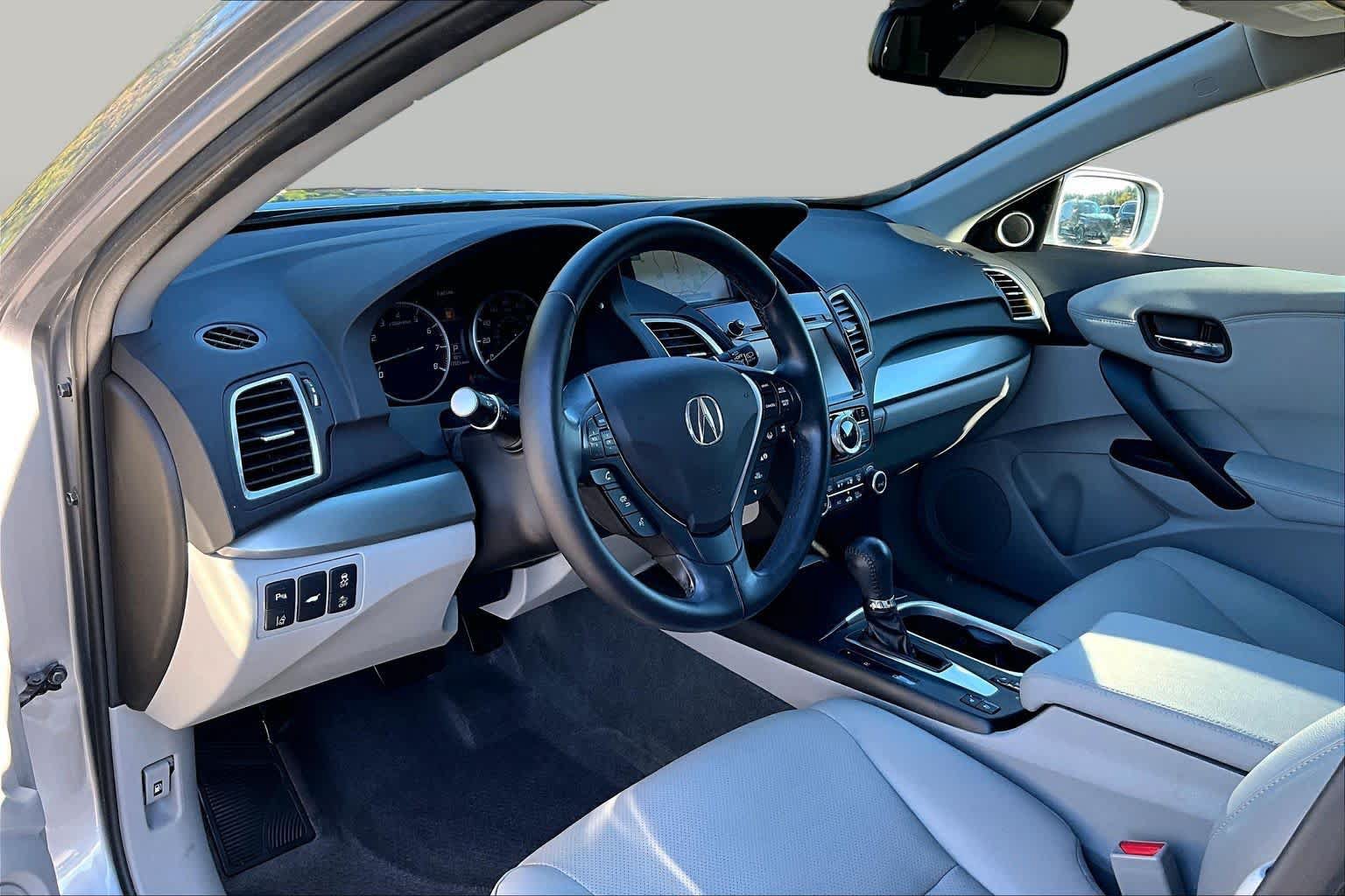 Used 2018 Acura RDX w/ Advance Package AWD/4WD image 17