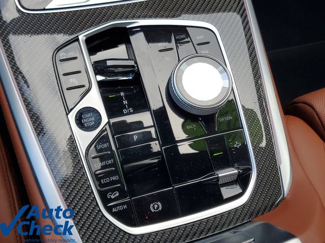 Used 2026 BMW X7 M60i AWD/4WD image 32