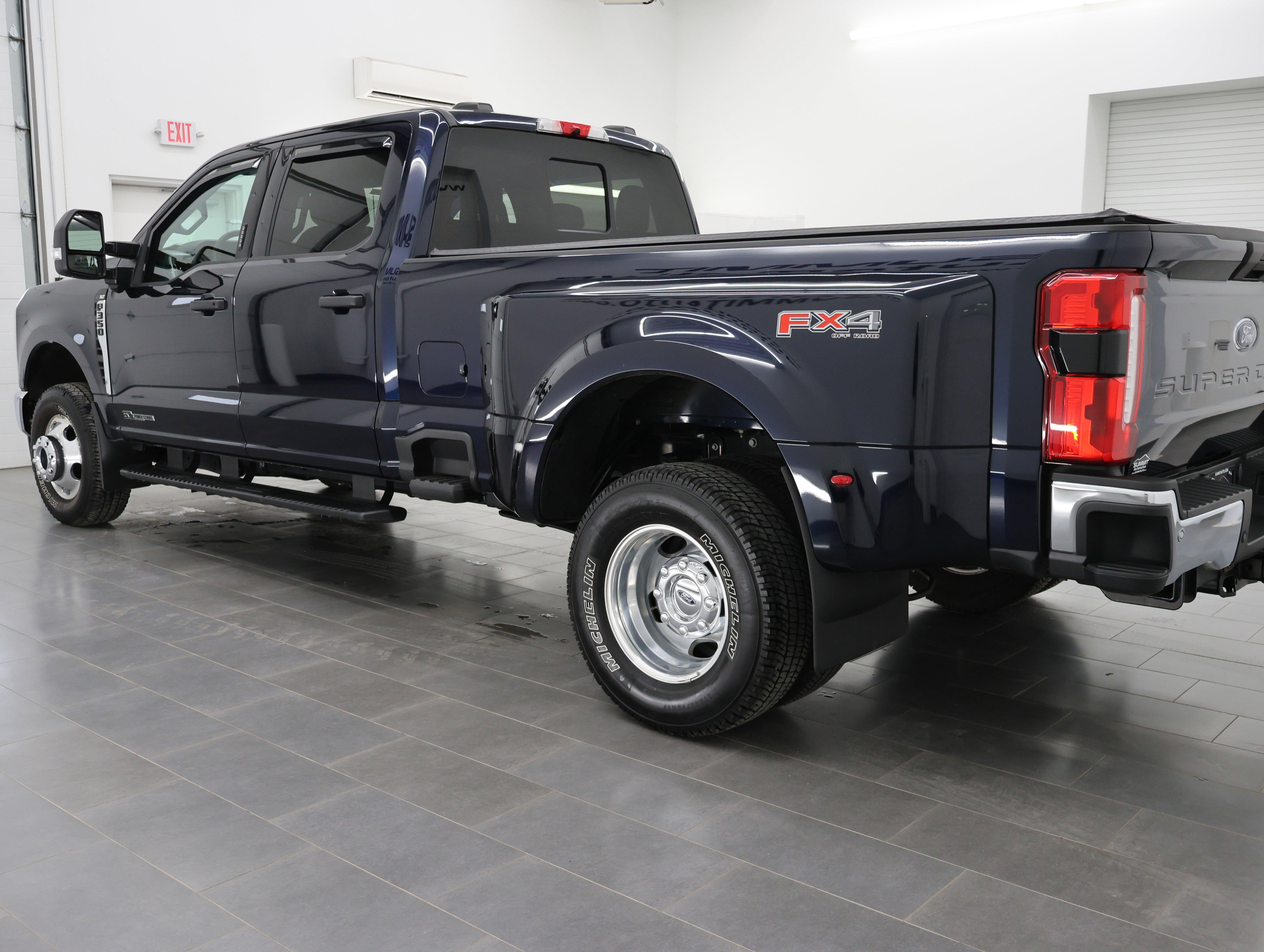 Used 2023 Ford F350 XLT w/ 360-Degree Camera Package image 6